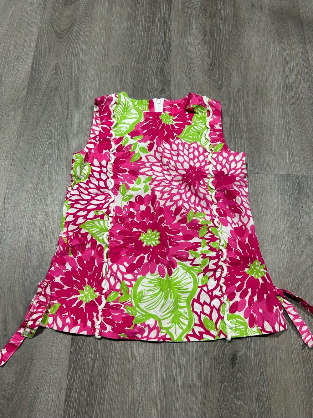 Vintage Lilly Pulitzer pink and green blossom girls jubilee shirt dress Sz 6